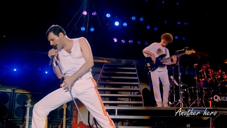 До с. 135. Queen. The Show Must Go On (Образи Фредді Меркурі)